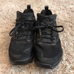 Baseball/softball turf sneakers